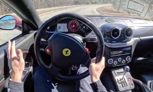 Шофирането на Ferrari 599 със стик изглежда като в рая