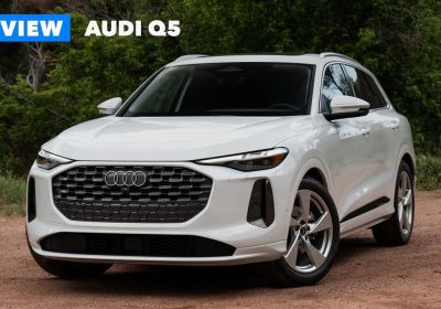 Audi Q5 2025 добавя повече екрани, повече мощност: Ревю