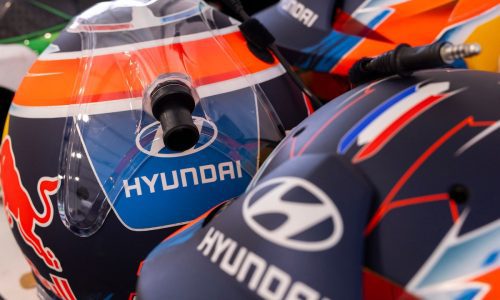 Ето как системата за охлаждане на пилота на Hyundai ще се справи с жегата на рали „Акрополис“ в WRC
