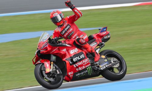 Гран При на Холандия в MotoGP: Марк Маркес побеждава брат си с поредния си успех в спринта