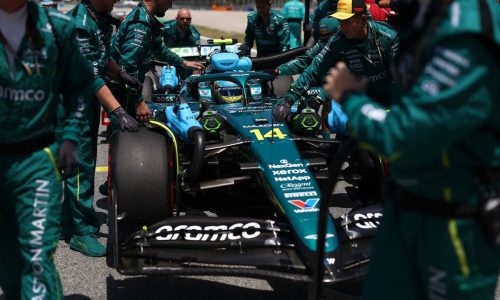 Новите инструменти на Aston Martin за F1 все още трябва да бъдат „напълно отладени“